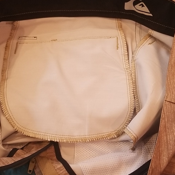 NWOT Quiksilver Slub 19" Amphibians Swim Shorts - Picture 7 of 7